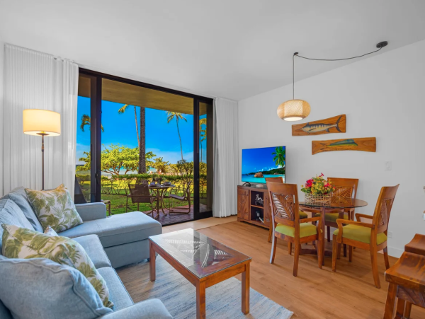 Luxurious 4-Bedroom Maui Retreat in Kaanapali